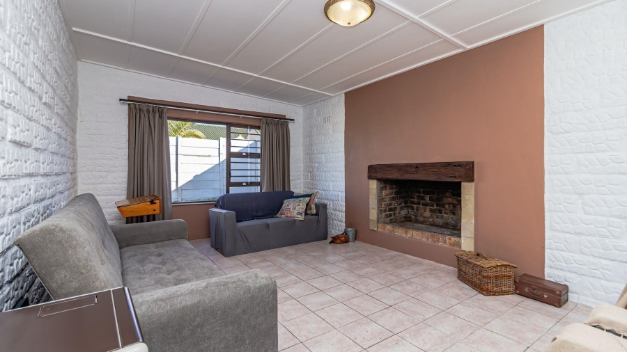 3 Bedroom Property for Sale in De Kelders Western Cape
